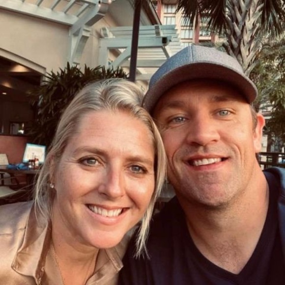 Meet your Posher, Jennifer - Picture 1 of 1